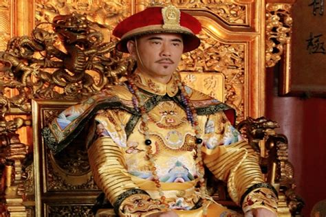 中國帝王 一個師多少人